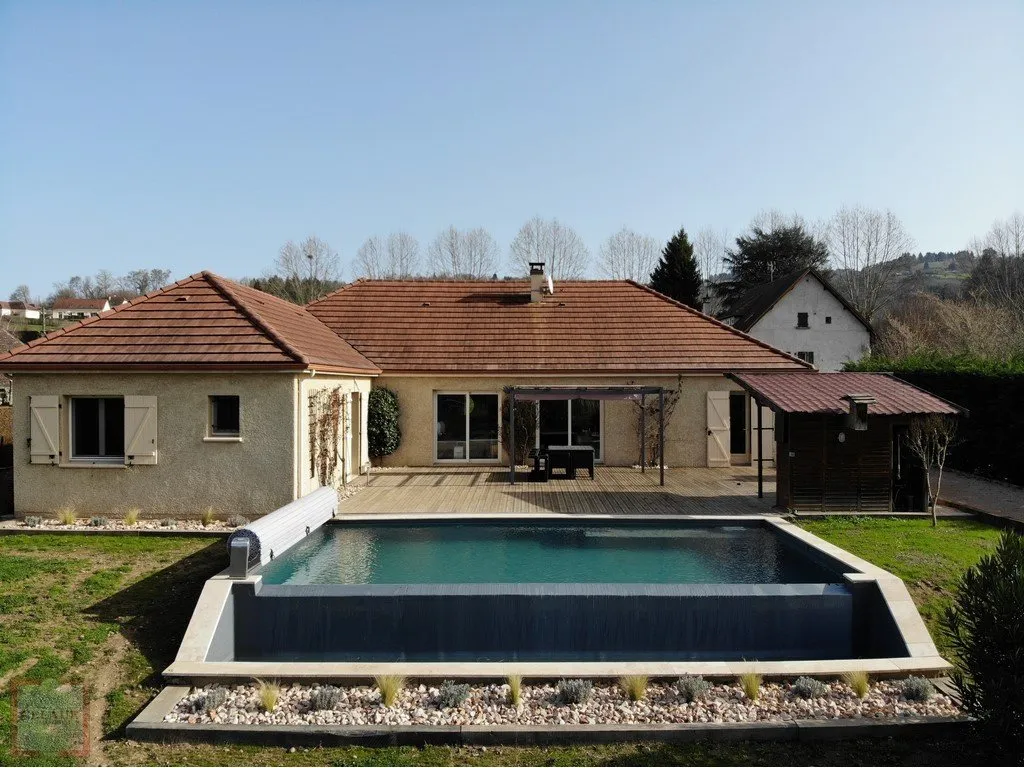 MAISON PLAIN PIED PISCINE PROCHE COMMERCES