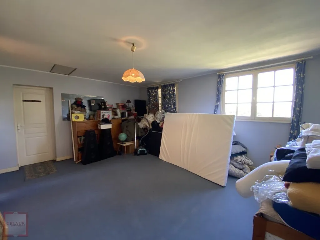 PAVILLON SUR SOUS-SOL AVEC TERRAIN