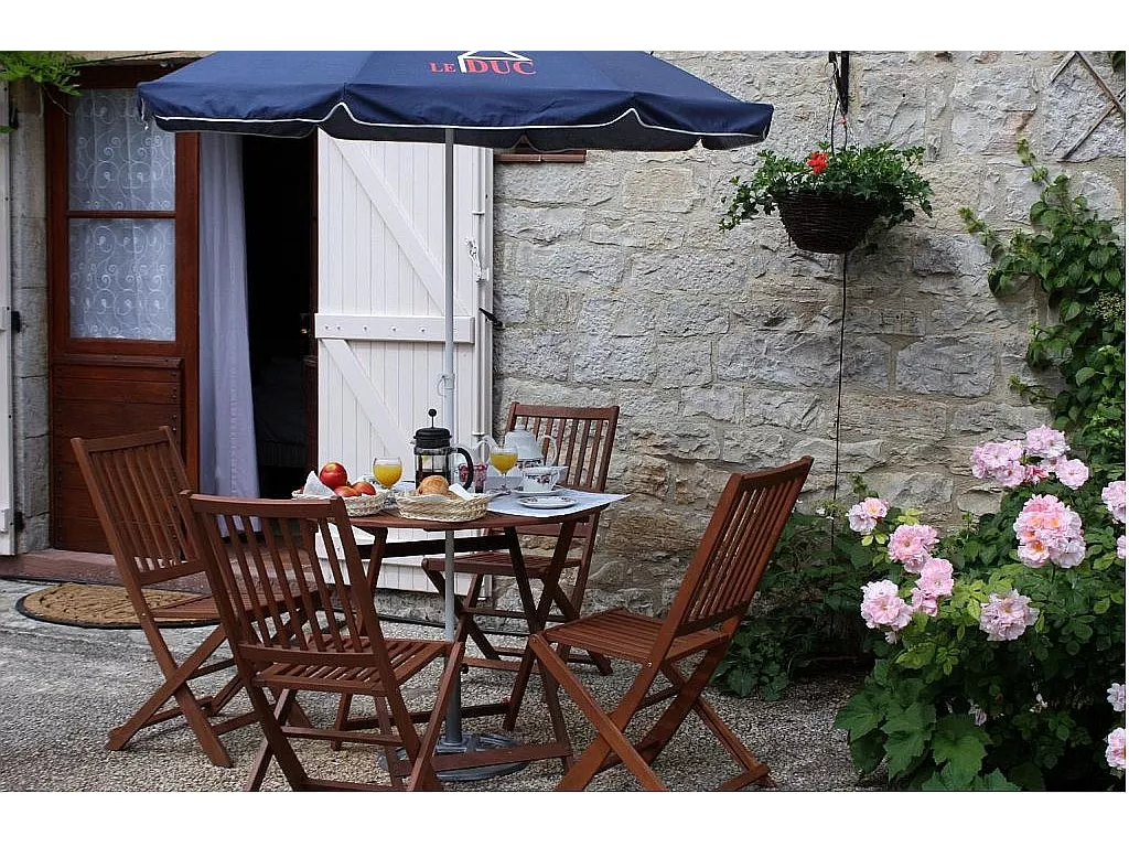 Ensemble immobilier avec gites