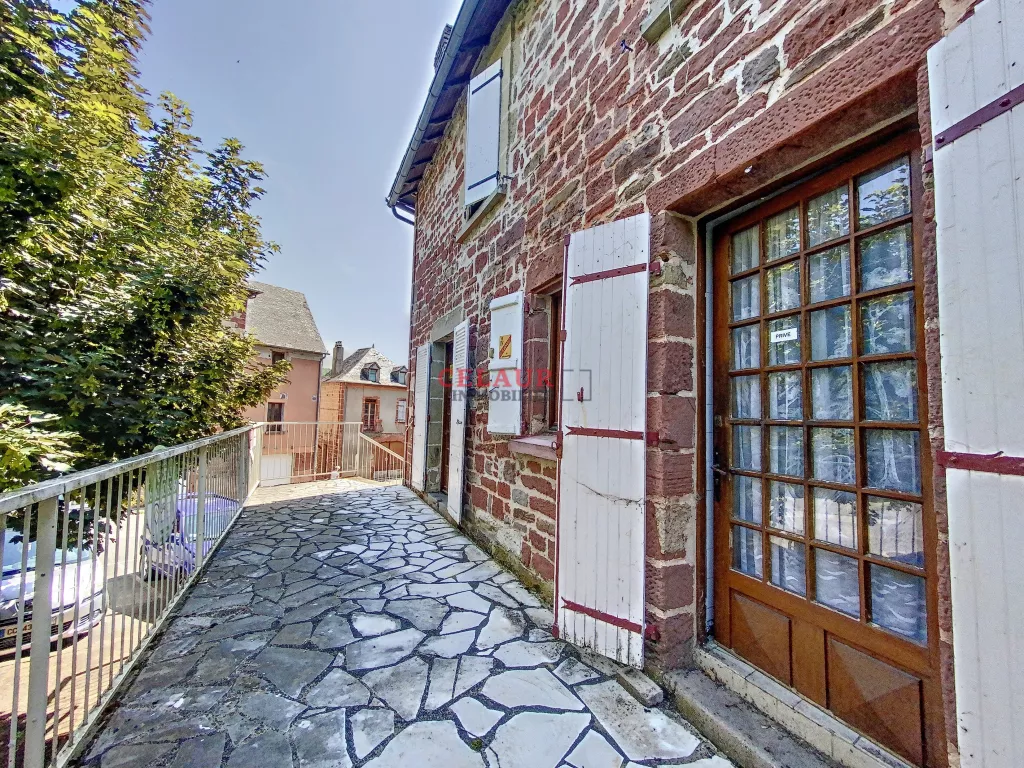 Ancien caf&eacute; restaurant