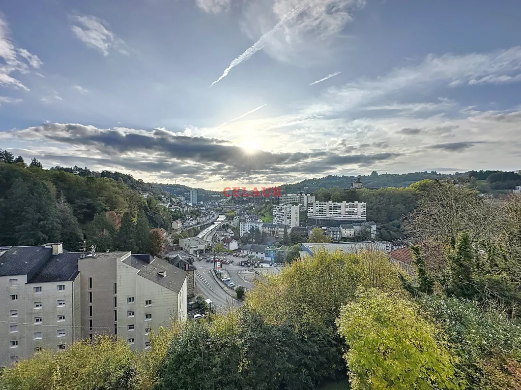 MAISON AVEC VUE IMPRENABLE