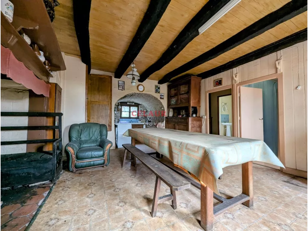 CORPS DE FERME SUR LES HAUTEURS