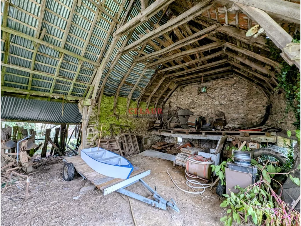 CORPS DE FERME SUR LES HAUTEURS