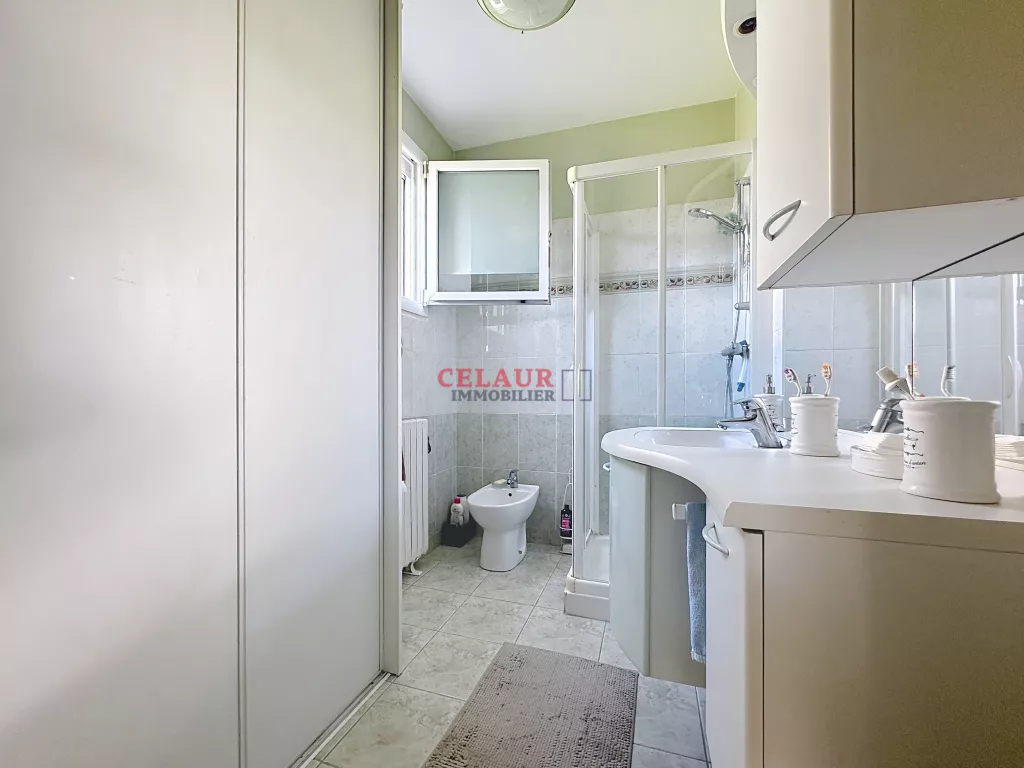 MAISON CL&Eacute; EN MAIN DANS UNE IMPASSE