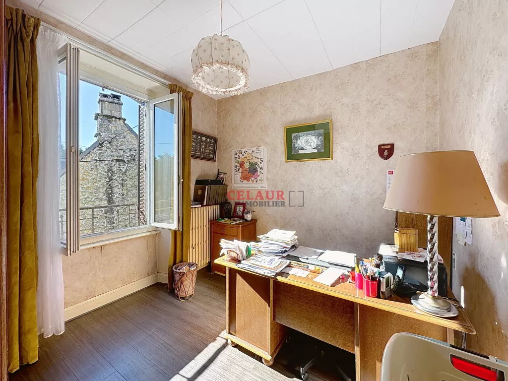 MAISON FAMILIALE AVEC JARDIN ARBOR&Eacute; &Agrave; CLERGOUX