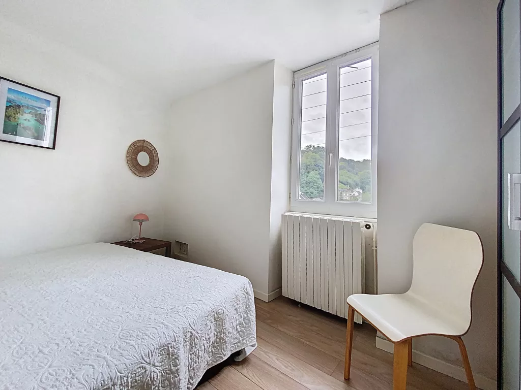 T2 MEUBLE PROCHE IUT