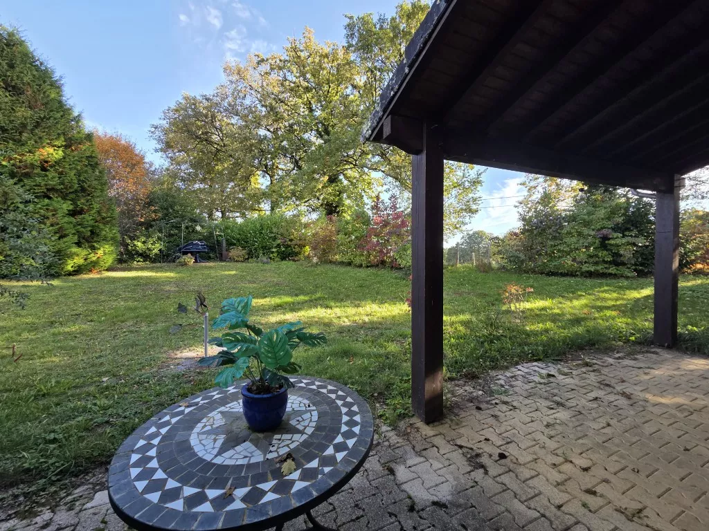 &Agrave; DEUX PAS DE SEILHAC