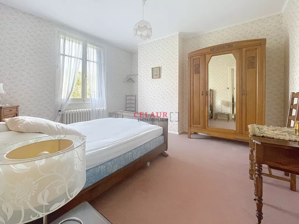 MAISON FAMILIALE &Agrave; LAGUENNE