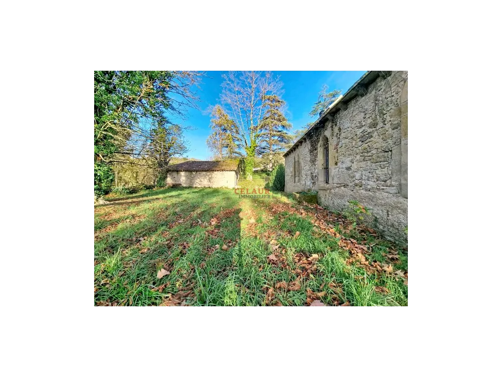 CHATEAU DU XVIIIEME SIECLE SECTEUR SAINT CERE