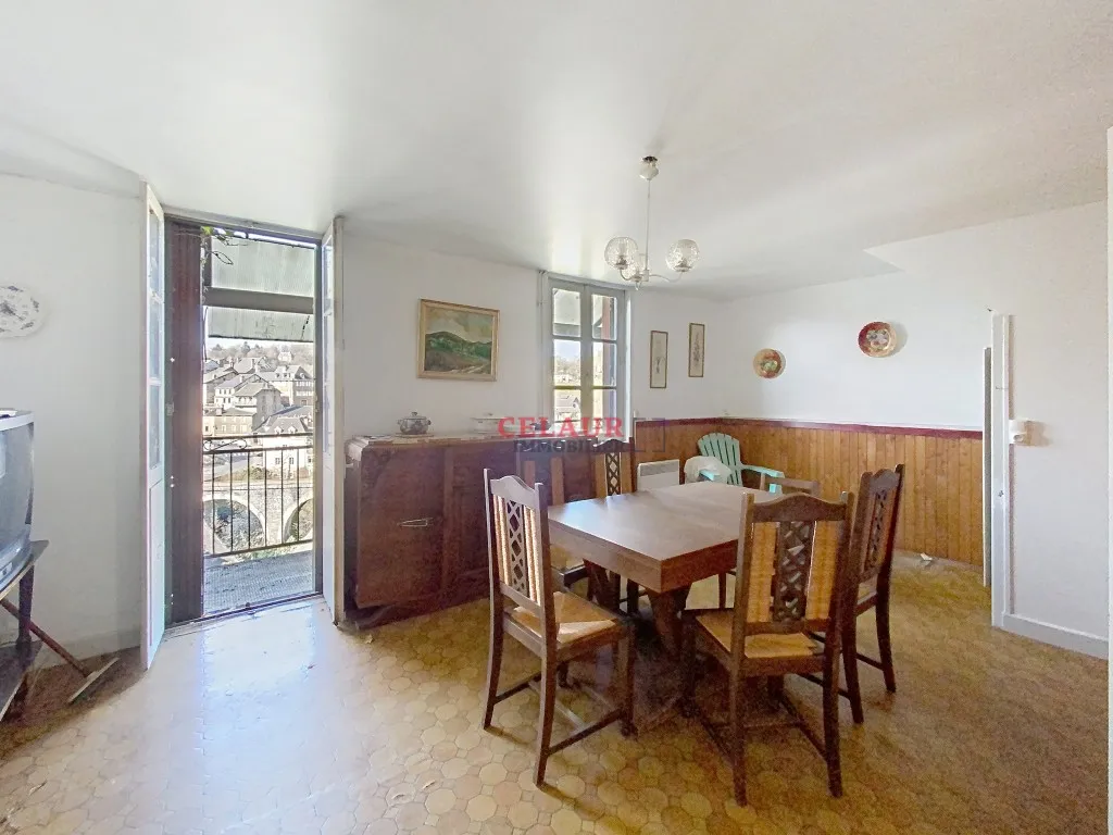 Maison typique &agrave; Uzerche