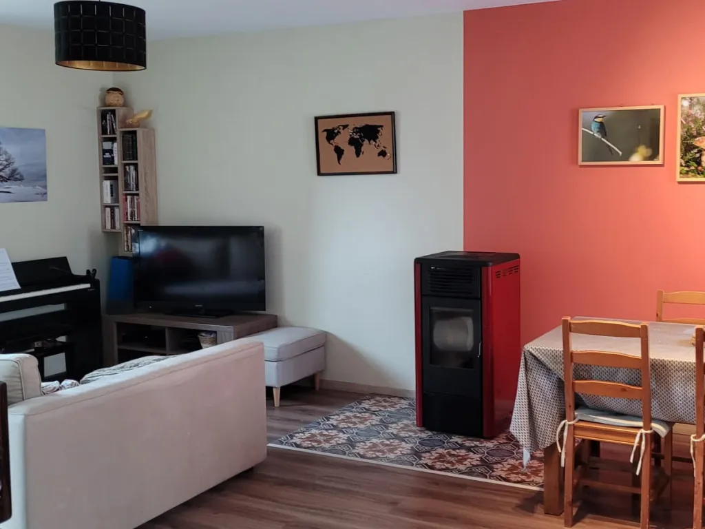 Maison de ville enti&egrave;rement r&eacute;nov&eacute;e