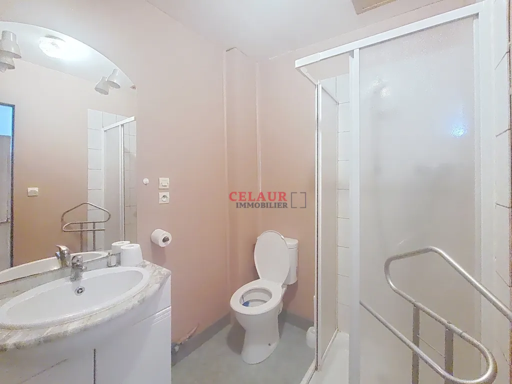 T1 DANS RESIDENCE -BIS