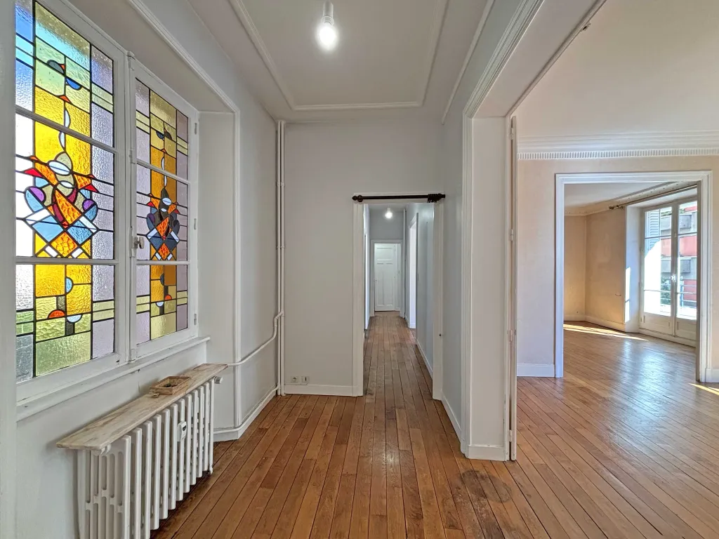 Appartement en hyper centre avec ascenseur