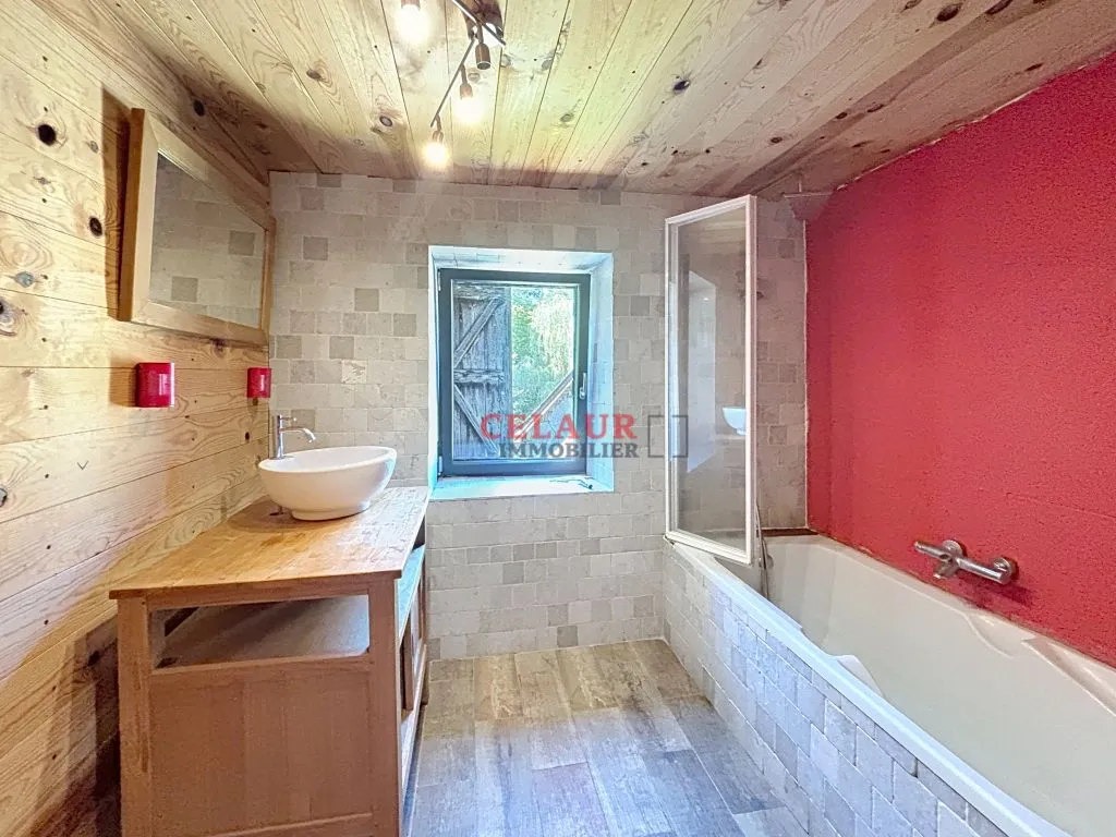 JOLIE MAISONNETTE DE PAYS - HAUTEURS VALLEE DORDOGNE
