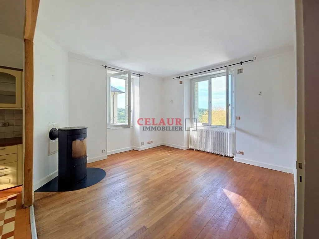 MAISON FAMILIALE &Agrave; SEILHAC